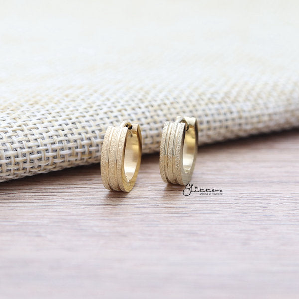 Stainless Steel Sand Sparkle Hinged Earrings with Grooves Lines Center - 4x9-earrings, Hoop Earrings, Huggie Earrings, Jewellery, Men's Earrings, Men's Jewellery, Stainless Steel, Women's Earrings, Women's Jewellery-er0122-02-G-Glitters
